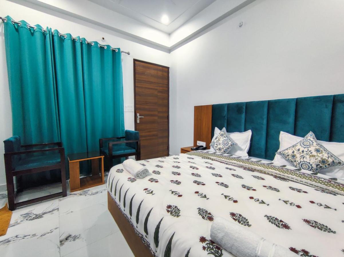 The Vinayak By Le Pension Stays Rishikesh Exterior photo