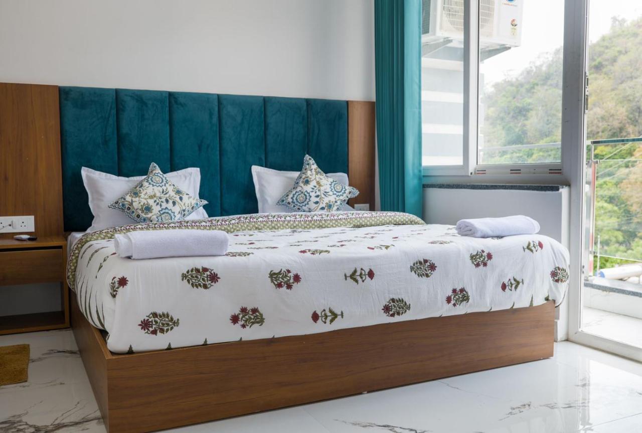 The Vinayak By Le Pension Stays Rishikesh Exterior photo