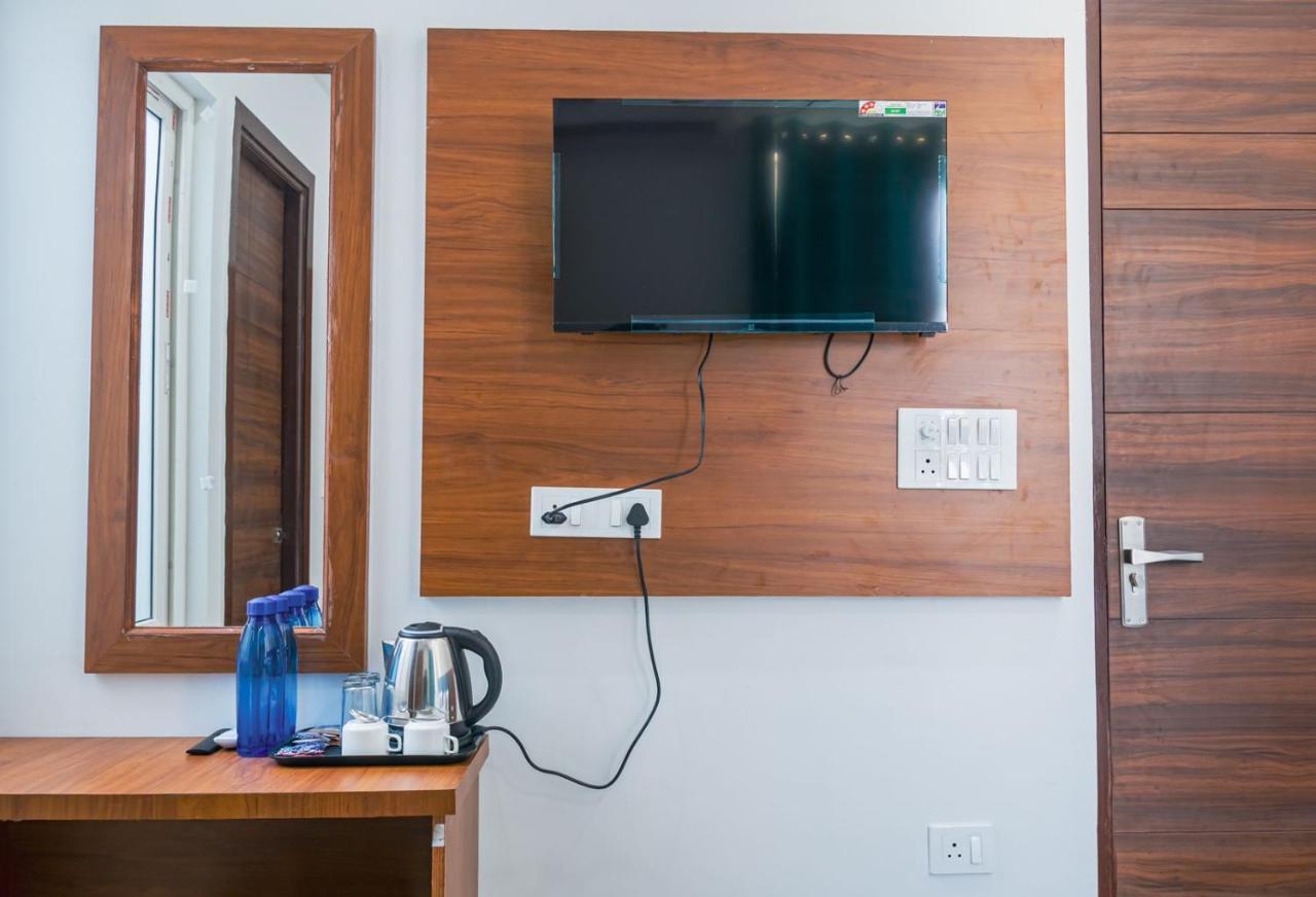 The Vinayak By Le Pension Stays Rishikesh Exterior photo