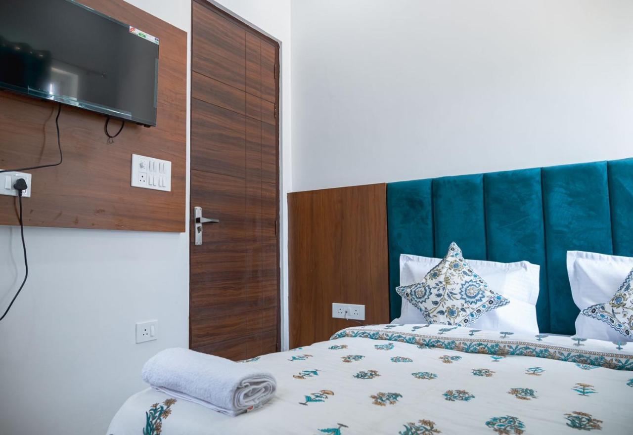 The Vinayak By Le Pension Stays Rishikesh Exterior photo
