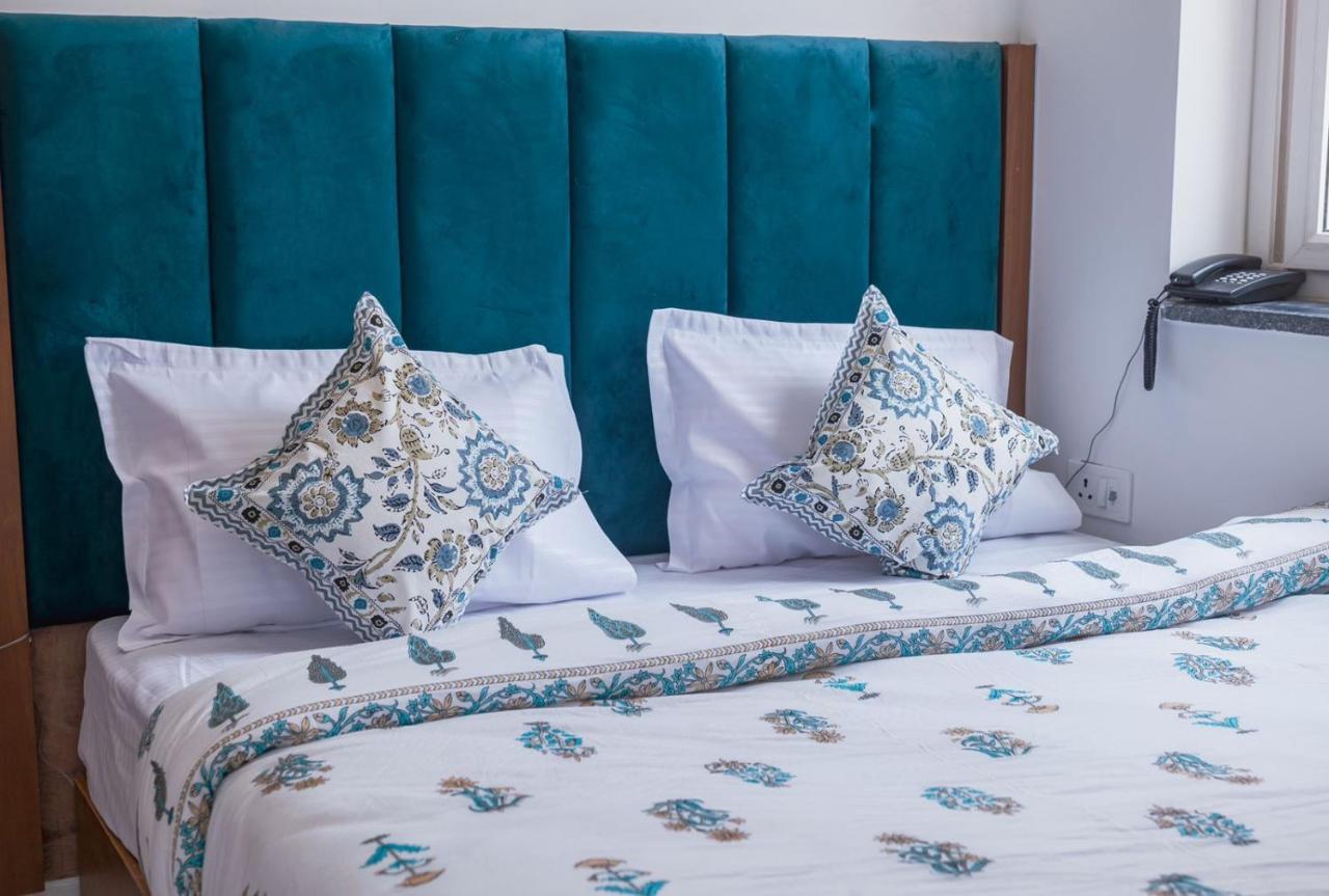 The Vinayak By Le Pension Stays Rishikesh Exterior photo